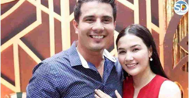 Miko Santos Net Worth, Biography, Age, Career, Husband, and More (A Complete Profile)